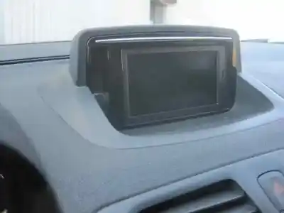 Véhicule à la ferraille renault megane iii berlina 5 p bose edition de l'année 2013 alimenté k9k a636