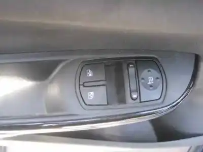Véhicule à la ferraille opel corsa e color edition ecoflex de l'année 2016 alimenté b14xer opt. ldd