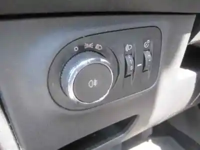Véhicule à la ferraille opel corsa e color edition ecoflex de l'année 2016 alimenté b14xer opt. ldd