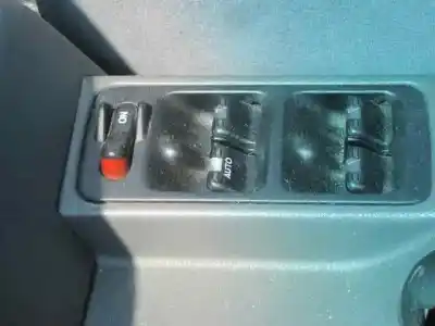 Здавання транспортного засобу mg serie 600 (rh) 620 si року 1996 потужний f20z1