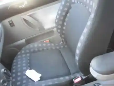 Здавання транспортного засобу volkswagen new beetle (9c1/1c1) 1.8 turbo року 2000 потужний avc