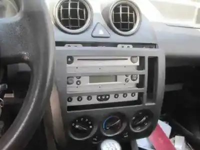 Veículo de Sucata ford fiesta (cbk) ambiente do ano 2005 alimentado f6ja