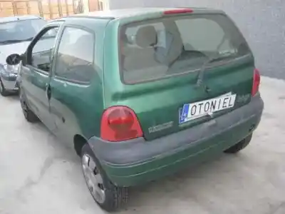 Здавання транспортного засобу renault twingo (co6) 1.2 alize року 2002 потужний d4f a7
