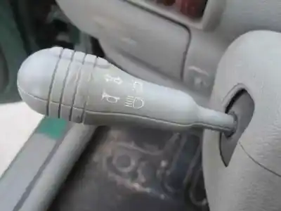 Здавання транспортного засобу renault twingo (co6) 1.2 alize року 2002 потужний d4f a7