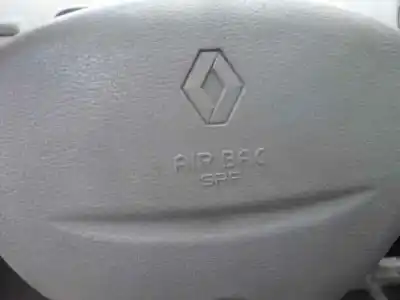 Здавання транспортного засобу renault twingo (co6) 1.2 alize року 2002 потужний d4f a7
