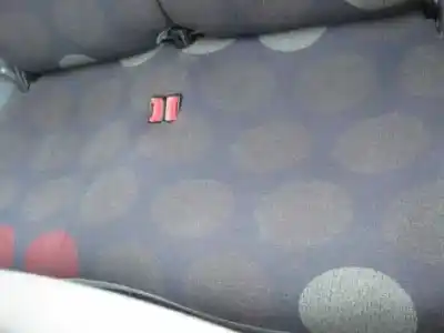 Здавання транспортного засобу renault twingo (co6) 1.2 alize року 2002 потужний d4f a7