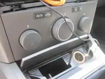Здавання транспортного засобу opel astra h berlina cosmo року 2005 потужний z17dth