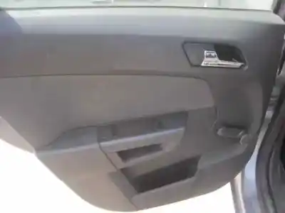 Здавання транспортного засобу opel astra h berlina cosmo року 2005 потужний z17dth