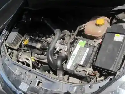 Здавання транспортного засобу opel astra h berlina cosmo року 2005 потужний z17dth