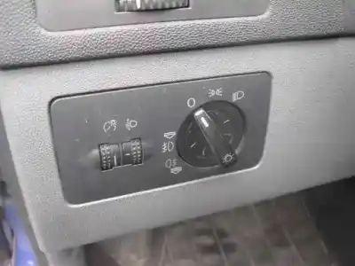 Scrapping Vehicle skoda fabia (6y2/6y3) attractive of the year 2001 powered asy