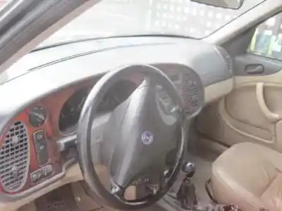 Здавання транспортного засобу saab 9-3 berlina * року 1998 потужний d223l