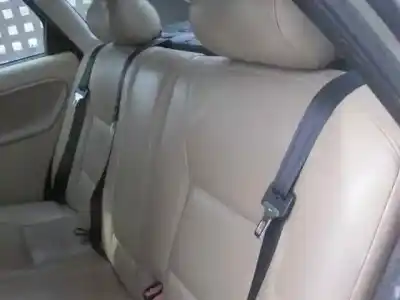 Здавання транспортного засобу saab 9-3 berlina * року 1998 потужний d223l