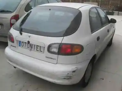 Veículo de Sucata daewoo lanos cool do ano 2002 alimentado a15sms