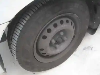 Veículo de Sucata daewoo lanos cool do ano 2002 alimentado a15sms