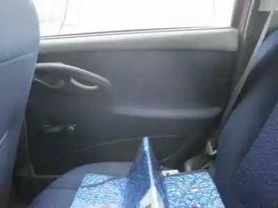 Veicolo di demolizione fiat punto berlina (188) 1.9 jtd active dell'anno 2002 alimentato 188a7000