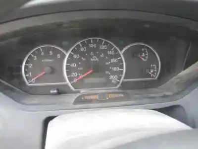 Veicolo di demolizione kia carens 2.0 crdi ex monovolumen dell'anno 2006 alimentato d4ea