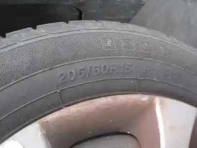 Veicolo di demolizione kia carens 2.0 crdi ex monovolumen dell'anno 2006 alimentato d4ea
