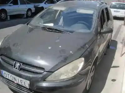 Véhicule à la ferraille peugeot 307 break / sw (s1) break xs de l'année 2004 alimenté rhr