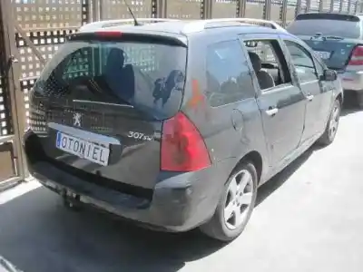 Véhicule à la ferraille peugeot 307 break / sw (s1) break xs de l'année 2004 alimenté rhr
