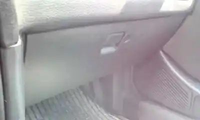 Здавання транспортного засобу nissan primera berl./familiar (p10/w10) gx berlina (a.e) року 1995 потужний ga16de