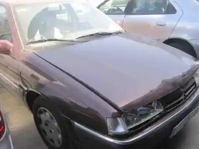 Véhicule à la ferraille citroen xantia berlina de l'année 1994 alimenté 