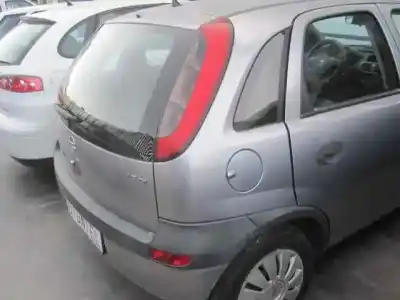 Здавання транспортного засобу opel corsa c club року 2003 потужний y17dtl