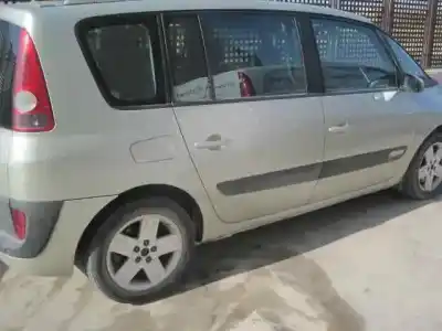 Здавання транспортного засобу renault espace iv (jk0) grand espace expression року 2004 потужний g9t j7