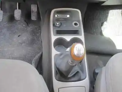 Здавання транспортного засобу renault espace iv (jk0) grand espace expression року 2004 потужний g9t j7