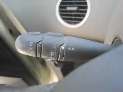 Здавання транспортного засобу renault espace iv (jk0) grand espace expression року 2004 потужний g9t j7