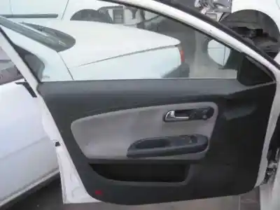 Здавання транспортного засобу seat ibiza (6l1) cool року 2004 потужний bby