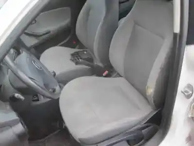Здавання транспортного засобу seat ibiza (6l1) cool року 2004 потужний bby