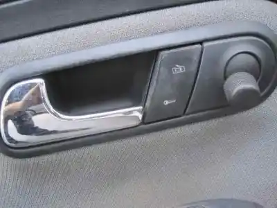 Здавання транспортного засобу seat ibiza (6l1) cool року 2004 потужний bby