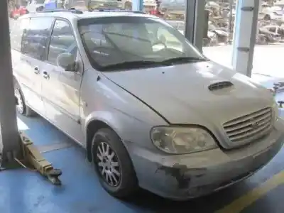 Vehicul casat kia carnival ii 2.9 cdri ex al anului 2002 alimentat j3