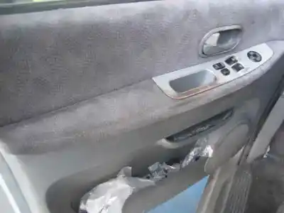 Vehicul casat kia carnival ii 2.9 cdri ex al anului 2002 alimentat j3