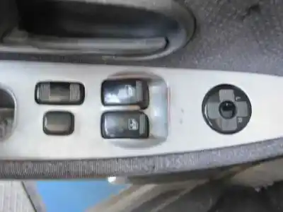 Vehicul casat kia carnival ii 2.9 cdri ex al anului 2002 alimentat j3