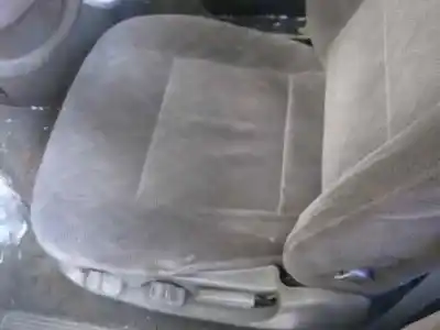 Vehicul casat kia carnival ii 2.9 cdri ex al anului 2002 alimentat j3