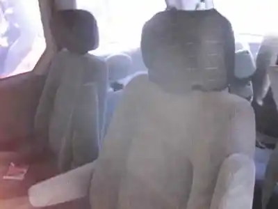 Vehicul casat kia carnival ii 2.9 cdri ex al anului 2002 alimentat j3