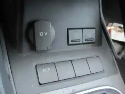 Véhicule à la ferraille volkswagen golf v berlina (1k1) conceptline (e) de l'année 2007 alimenté bdk