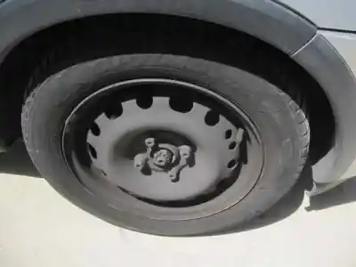 Vehicul casat opel corsa c club al anului 2003 alimentat z10xe