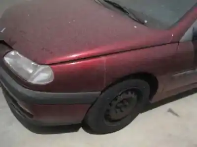 Veicolo di demolizione renault laguna (b56) * dell'anno 1997 alimentato g8t