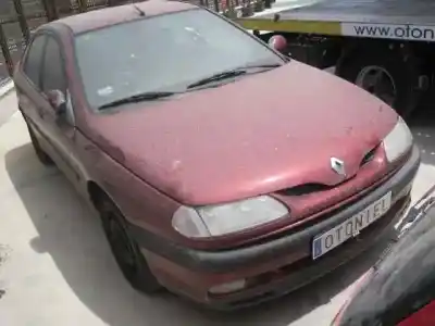 Veicolo di demolizione renault laguna (b56) * dell'anno 1997 alimentato g8t