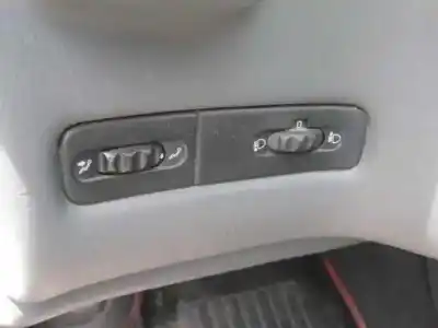 Veicolo di demolizione renault laguna (b56) * dell'anno 1997 alimentato g8t