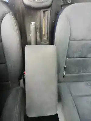 Здавання транспортного засобу audi a3 (8l) 1.8 ambiente року 2001 потужний apg
