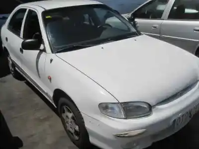 Véhicule à la ferraille hyundai accent (x3) 1.3 cat de l'année 1998 alimenté g4eh