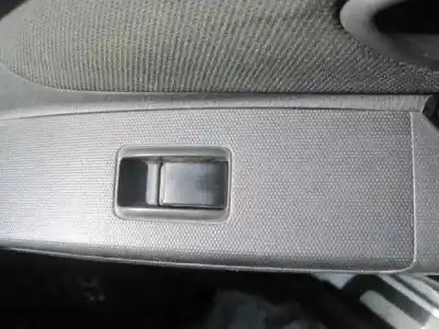 Scrapping Vehicle toyota corolla verso (r1) 2.2 d-4d sol of the year 2006 powered 2adftv