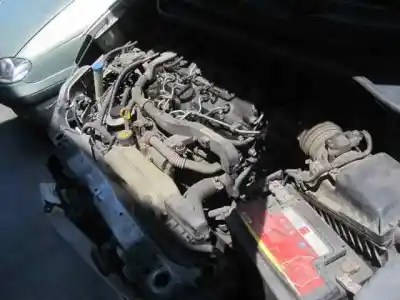 Scrapping Vehicle toyota corolla verso (r1) 2.2 d-4d sol of the year 2006 powered 2adftv