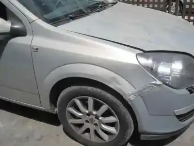 Здавання транспортного засобу opel astra h berlina cosmo року 2005 потужний z16xep