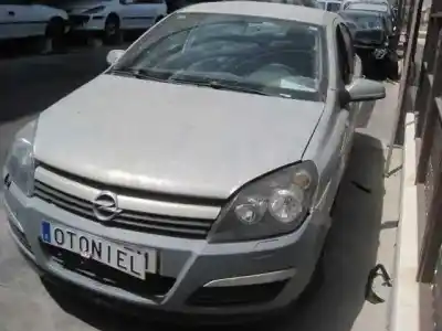 Здавання транспортного засобу opel astra h berlina cosmo року 2005 потужний z16xep