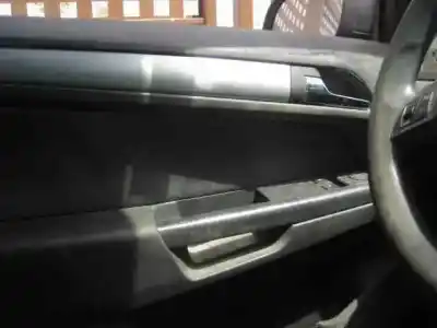 Здавання транспортного засобу opel astra h berlina cosmo року 2005 потужний z16xep