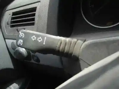 Здавання транспортного засобу opel astra h berlina cosmo року 2005 потужний z16xep